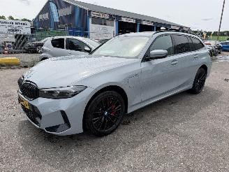 skadebil auto BMW 3-serie 330e 135KW Pano Clima Navi M-Pakket NAP 2025/12
