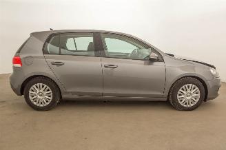 Volkswagen Golf 1.6 TDI Clima Navi picture 37