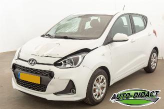 skadebil auto Hyundai I-10 1.0i Comfort 87.114 km 2020/1