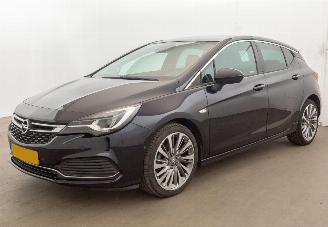 skadebil auto Opel Astra 1.4 Clima Navi Camera 53.471 km Innovation 2018/4