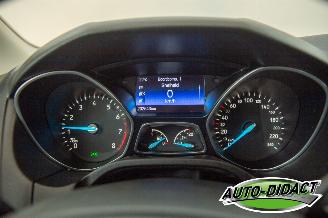 Ford Focus 1.5 Clima Navi Titanium Edition picture 6