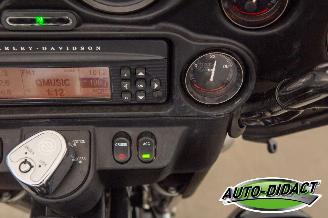 Harley-Davidson Electra Glide 96 FLHTCU Classic Electra Glide Ultra picture 7