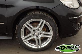 Mercedes B-klasse 200 Automaat Pano picture 34