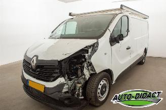 krockskadad bil bedrijf Renault Trafic 1.6 dCi T29 L2H1 Comfort Energy 2018/5