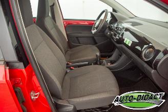 Volkswagen Up! 1.0 move up! BlueMotion picture 19