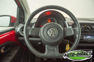 Volkswagen Up! 1.0 move up! BlueMotion picture 9