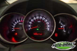 Kia Venga 1.6 CVVT Automaat Navi Camera Clima DynamicPLusLine picture 6