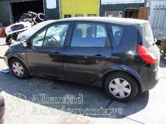 Renault Scenic Scénic II (JM) MPV 1.6 16V (K4M-812) [82kW]  (10-2005/11-2008) picture 8