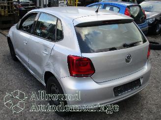 Volkswagen Polo Polo V (6R) Hatchback 1.2 12V BlueMotion Technology (CGPA(Euro 5)) [51=
kW]  (06-2009/05-2014) picture 4