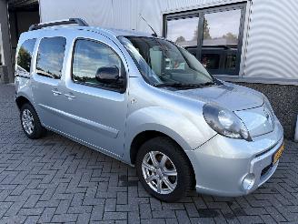 škoda osobní automobily Renault Kangoo 1.6 16V Privilege met Rolstoellift 2013/5