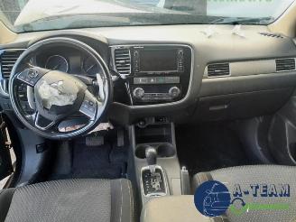 Mitsubishi Outlander Outlander (GF/GG), SUV, 2012 / 2022 2.0 16V 4x2 picture 13