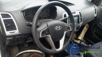 Hyundai I-20 i20, Hatchback, 2008 / 2015 1.2i 16V picture 13