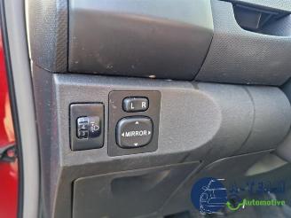 Toyota Yaris Yaris II (P9), Hatchback, 2005 / 2014 1.3 16V VVT-i picture 29