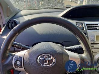 Toyota Yaris Yaris II (P9), Hatchback, 2005 / 2014 1.3 16V VVT-i picture 22