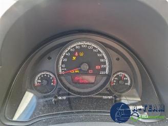 Volkswagen Up! Up! (121), Hatchback, 2011 1.0 12V 60 picture 21
