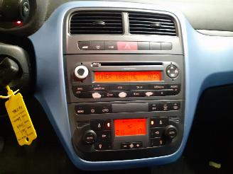 Fiat Punto Grande Punto (199) Hatchback 1.4 (350.A.1000) [57kW]  (06-2005/10-2012=
) picture 14