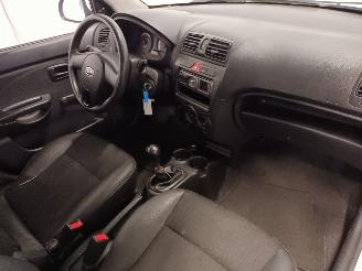 Kia Picanto Picanto (BA) Hatchback 1.0 12V (G4HE) [46kW]  (09-2007/04-2011) picture 10