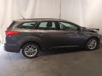 Ford Focus Focus 3 Wagon Combi 1.0 Ti-VCT EcoBoost 12V 125 (M1DD) [92kW]  (02-201=
2/05-2018) picture 7