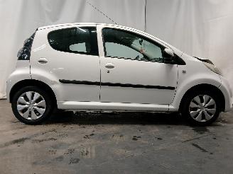 Citroën C1 C1 Hatchback 1.0 12V (1KR-FE(CFB)) [50kW]  (06-2005/09-2014) picture 7