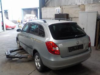 Skoda Fabia Fabia II Combi Combi 5-drs 1.2 TDI 12V Greenline (CFWA) [55kW]  (05-20=
10/12-2014) picture 4