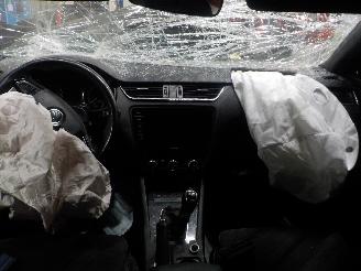 Skoda Octavia Octavia Combi (5EAC) Combi 5-drs 2.0 TDI RS 16V (CUNA) [135kW]  (05-20=
13/07-2020) picture 5