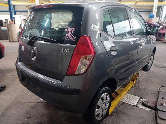 Hyundai I-10 i10 (F5) Hatchback 1.1i 12V (G4HG) [49kW]  (01-2008/12-2013) picture 3