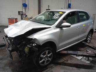 Vrakbiler auto Volkswagen Polo Polo V (6R) Hatchback 1.2 TSI (CBZC(Euro 5)) [66kW]  (05-2011/05-2014)= 2013/8