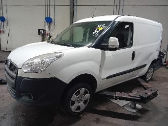 Uttjänta bilar auto Fiat Doblo Doblo Cargo (263) Van 1.3 D Multijet (263.A.2000) [66kW]  (02-2010/12-=
2023) 2014/2