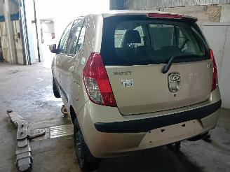 Hyundai I-10 i10 (F5) Hatchback 1.1i 12V (G4HG) [49kW]  (01-2008/12-2013) picture 4