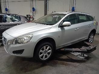 Vrakbiler auto Volvo V-60 V60 I (FW/GW) Combi 1.6 DRIVe (D4162T) [84kW]  (02-2011/12-2015) 2012/9