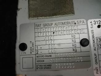 Fiat 500 500 (312) Hatchback 1.2 69 (169.A.4000(Euro 5)) [51kW]  (07-2007/...) picture 6