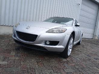 Voiture accidenté Mazda RX-8 RX-8 (SE17) Coupé 1.3 Renesis (13B-MSP) [141kW]  (10-2003/06-2012) 2004/4