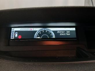 Renault Scenic Grand Scénic III (JZ) MPV 1.4 16V TCe 130 (H4J-700(H4J-A7)) [96kW]  =
(02-2009/12-2016) picture 18