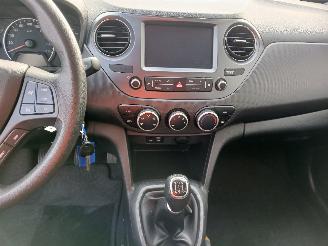 Hyundai I-10 i10 (B5) Hatchback 1.0 12V (G3LA) [49kW]  (08-2013/06-2020) picture 16