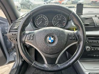 BMW 1-serie 1 serie (E88) Cabrio 118i 16V (N43-B20A) [105kW]  (03-2008/12-2013) picture 20