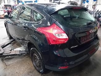 Ford Focus Focus 3 Hatchback 1.6 TDCi (T3DA) [70kW]  (04-2011/...) picture 4