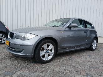 BMW 1-serie 1 serie (E81) Hatchback 3-drs 116i 1.6 16V (N43-B16A) [90kW]  (03-2007=
/12-2011) picture 3