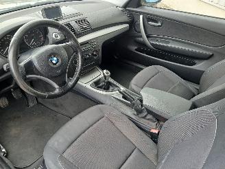 BMW 1-serie 1 serie (E81) Hatchback 3-drs 116i 1.6 16V (N43-B16A) [90kW]  (03-2007=
/12-2011) picture 11