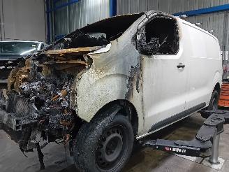 Auto da rottamare Opel Vivaro Vivaro Van 2.0 CDTI 177 (D20DTR(DW10FDCU)) [130kW]  (03-2019/04-2025) 2021/5