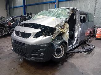 demontáž osobní automobily Peugeot Traveller Traveller MPV 1.5 BlueHDi 120 (DV5RUC(YHV)) [88kW]  (06-2018/04-2025) 2020