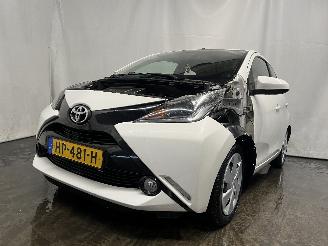 Auto incidentate Toyota Aygo Aygo (B40) Hatchback 1.0 12V VVT-i (1KR-FE) [51kW]  (05-2014/06-2018) 2015/12