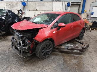 demontáž osobní automobily Kia Rio Rio III (UB) Hatchback 1.2 CVVT 16V (G4LA) [62kW]  (09-2011/12-2017) 2016/2