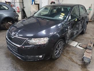 Vrakbiler auto Skoda Rapid Rapid Spaceback Combi 1.2 TSI 16V (CJZC(Euro 6)) [66kW]  (05-2015/12-2=
019) 2017/5
