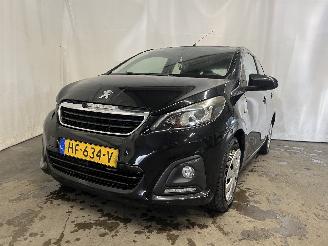 uszkodzony samochody osobowe Peugeot 108 108 Hatchback 1.0 12V (1KRFE(CFB)) [51kW]  (05-2014/...) 2015/10