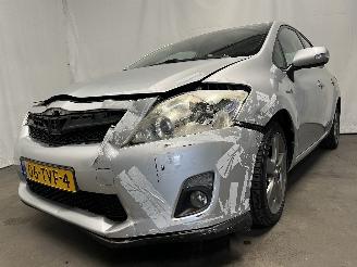 Schadeauto Toyota Auris Auris (E15) Hatchback 1.8 16V HSD Full Hybrid (2ZRFXE) [100kW]  (09-20=
10/09-2012) 2012/4