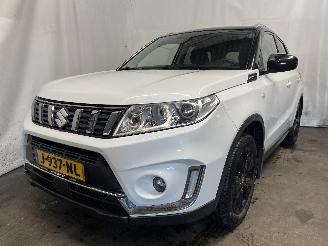 Voiture accidenté Suzuki Vitara Vitara (LY/MY) SUV 1.0 Booster Jet Turbo 12V (K10C) [82kW]  (10-2018/.=
=2E.) 2020/9