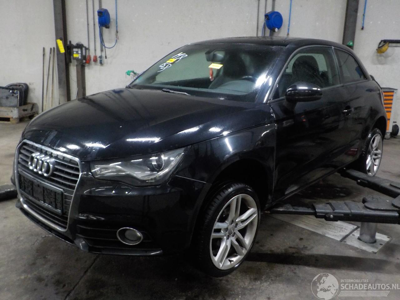 Audi A1 A1 (8X1/8XK) Hatchback 3-drs 1.6 TDI 16V (CAYB) [66kW]  (03-2011/04-20=
15)