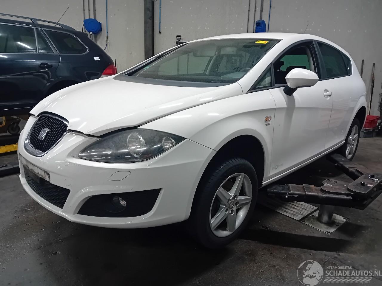 Seat Leon Leon (1P1) Hatchback 5-drs 1.2 TSI (CBZB) [77kW]  (02-2010/12-2012)