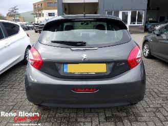 Peugeot 208 1.2 VTi Blue Lease Airco 5drs picture 3