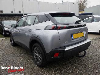 Peugeot 2008 1.2 PureTech Active Pack 5drs picture 5